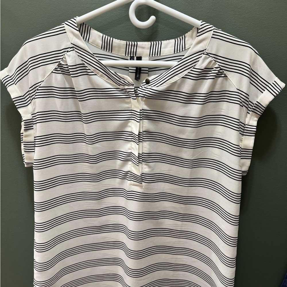 Maurices White and Black Button Down Shirt with Mandarin Collar